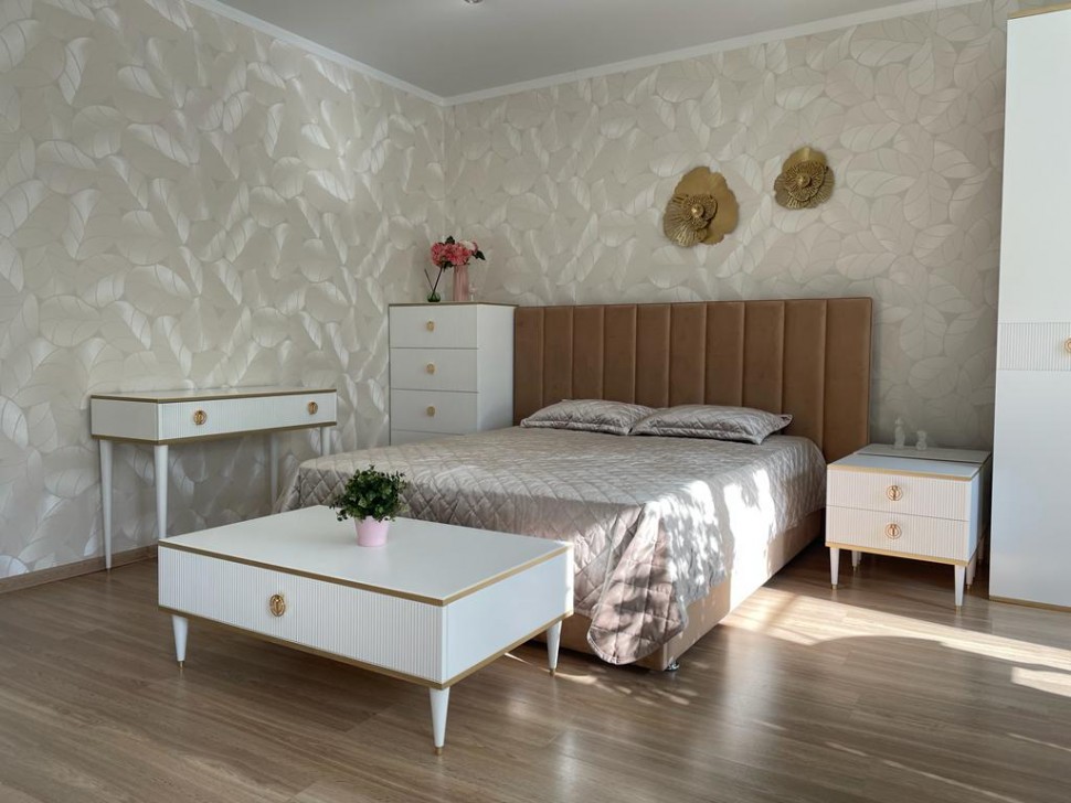 Журнальный стол Глория