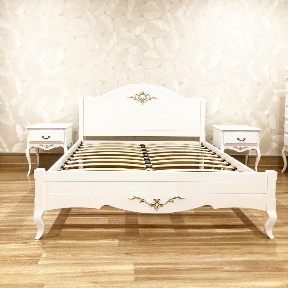 Кровать "Авиньон" Кровать "Авиньон"